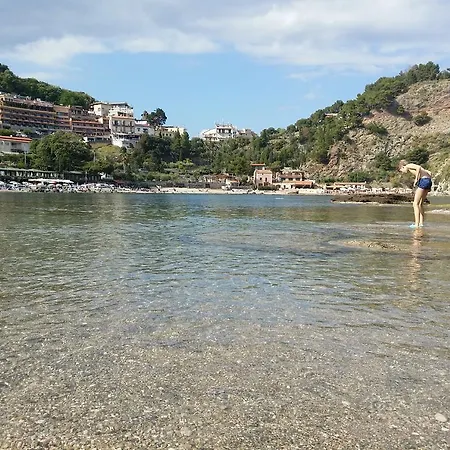 Апартаменты Profumo Di Lavanda Таормина